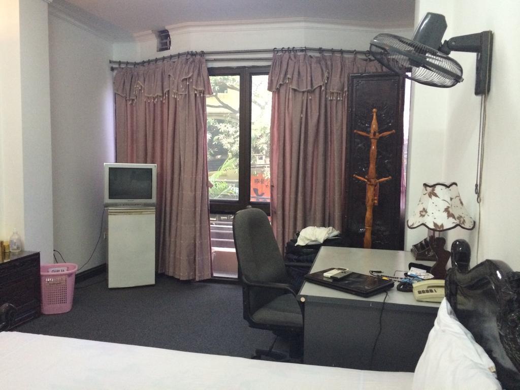 Ngoc Linh Hotel Hanoï Chambre photo