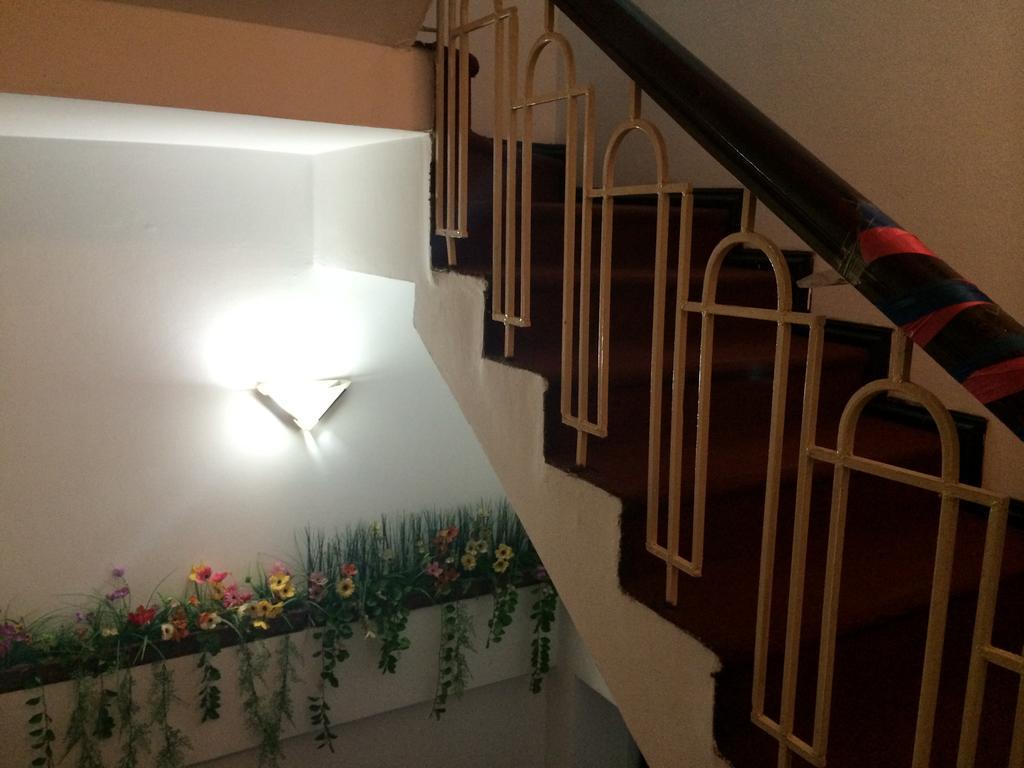 Ngoc Linh Hotel Hanoï Extérieur photo